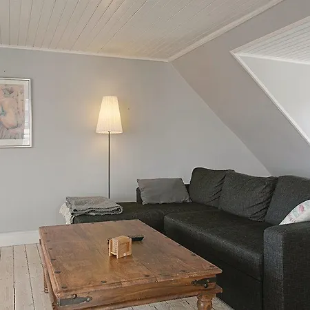 Дом отдыха Two-bedroom Holiday In