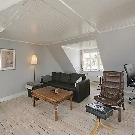 Two-bedroom Holiday In * Аллинге
